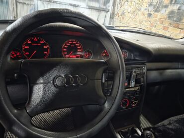 Audi: Audi A6: 1994 г., 2 л, Бензин, Седан — 7