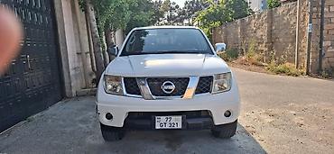 nissan president: Nissan Navara LE pikap - Kuzov: ağ rəng, öndə xrom radiator — 1
