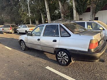 bmw 5 e39: Daewoo Nexia: 2001 г., 1.5 л — 6