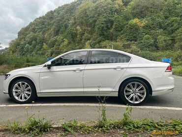 Οχήματα: Volkswagen Passat: 1.6 l. | 2018 έ. Λιμουζίνα