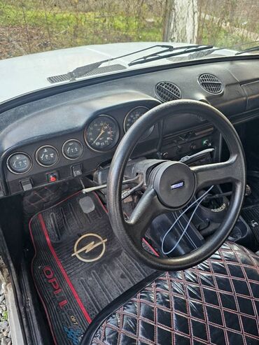 VAZ (LADA): VAZ (LADA) 2106: 1.3 l | 1991 il Sedan — 4