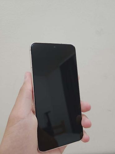 tvs oled: Samsung Galaxy S22 – ružičasto-zlatna boja (Pink Gold) - Ekran: 6.1" — 1