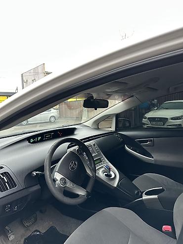 Toyota: Toyota Prius: 2013 г., 1.8 л, Вариатор, Гибрид, Седан — 8