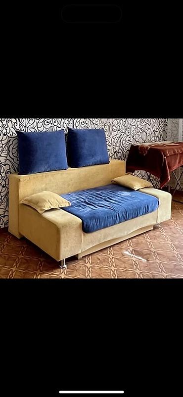 Прямые диваны: Прямой диван, Б/у — 2