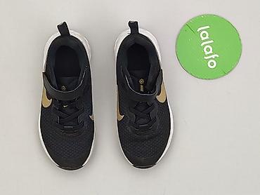 bluza nago: Buty sportowe Nike, 28, Używany — 2