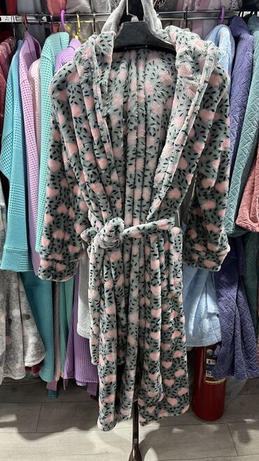 Халаты: Халат, Плюш, Made in KG, В полоску, Леопардовый принт, С перьями — 7