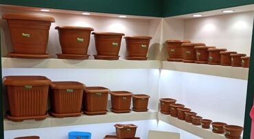 Bitkilər üçün dibçəklər: Dipçəklərin topdan və Pərakəndə satışı. Anbardan satış. Hansı formada — 4