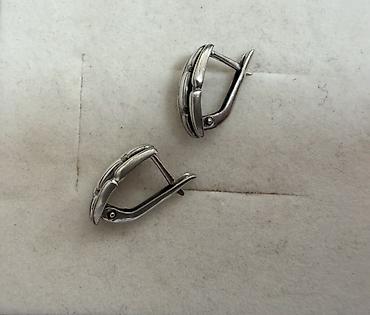 Серебряные серьги: Комплект украшений из серебра: серьги и кольцо в едином дизайне — 2