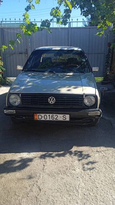 Volkswagen: Volkswagen Golf: 1986 г., 1.6 л, Механика, Бензин, Седан