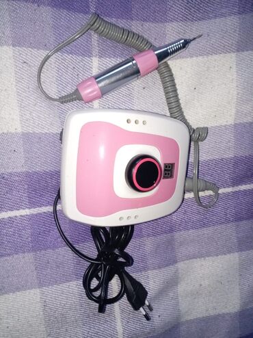 Manikür, pedikür aparatları: Manikür/Pedikür avadanlıqları dəsti Dəstdə olanlar: - TNL — 7