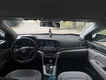 civic 2018: Hyundai Elantra: 2018 г., 2 л, Автомат, Бензин, Седан — 6