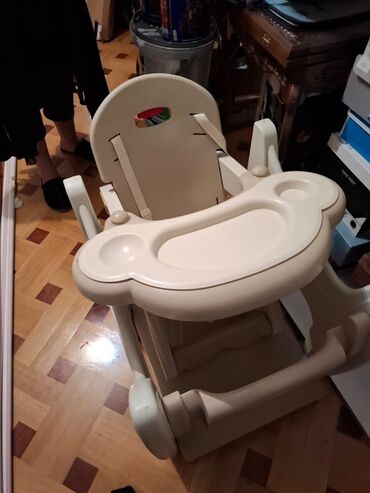 детские вещи из травки: Uşaq yemək kreslosu - Material: möhkəm plastik, krem rəng - Çıxarılan