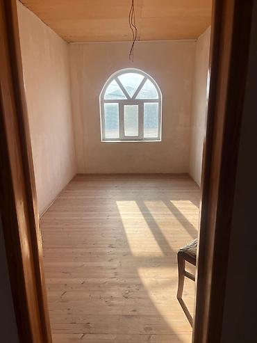 Həyət evləri və villaların satışı: 2 mərtəbəli daş tikili həyət evi - Tikinti materialı: qalın çay/şəhər — 23