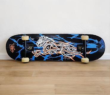Skeytbordlar: Skateboard az işlənmiş — 1