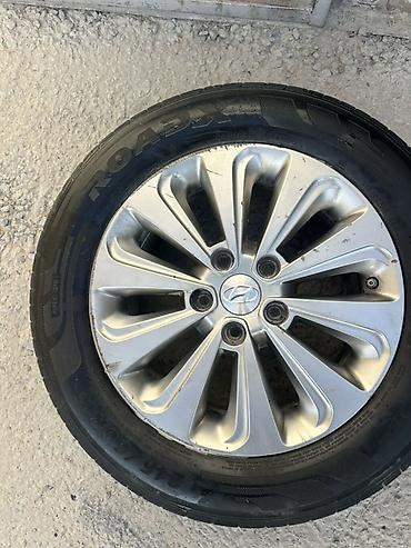 r16 sonata: Литой диск Hyundai с шиной RoadX. - Оригинальный литой диск Hyundai — 1