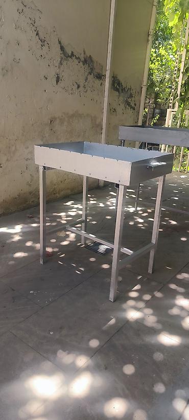 qapi ikinci el: Manqal . Ölçüsü 60 × 40 . Hündürlüyü 70 . Yeni düzəlib və — 1