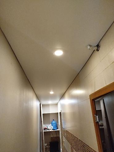 Натяжной потолок: Натяжные потолки матовые глянцевые сатиновые светные потолки монтаж де — 15