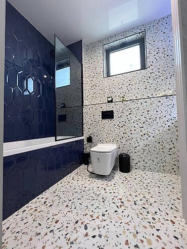 Посуточная аренда квартир: 1 комната, Душевая кабина, Постельное белье, Кондиционер — 16