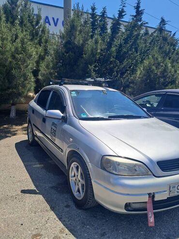 opel astra h universal: Opel Astra: 1.6 l | 2001 il 405000 km Hetçbek