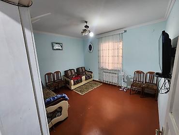 Həyət evləri və villaların satışı: 4 otaqlı, 93 kv. m, Orta təmir — 10