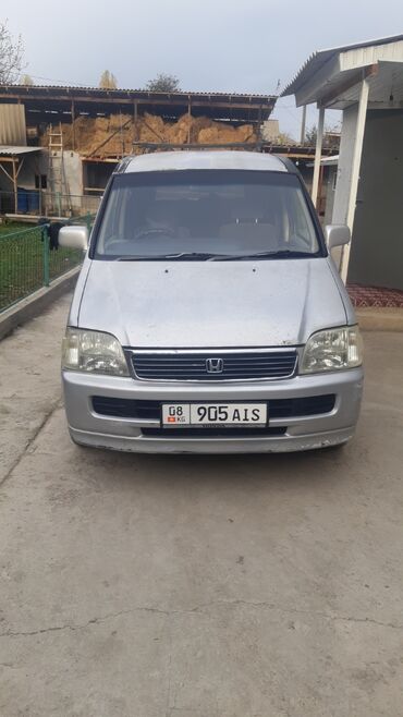 машина 300000 сом: Honda Stepwgn: 2000 г., 2 л, Автомат, Бензин, Минивэн