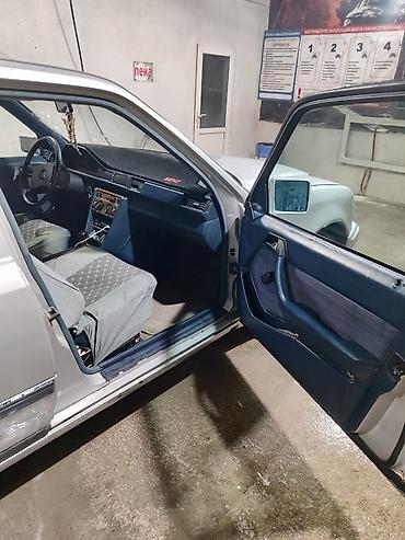 кочкор авто: Mercedes-Benz W124: 1989 г., 2.9 л, Дизель, Седан — 5