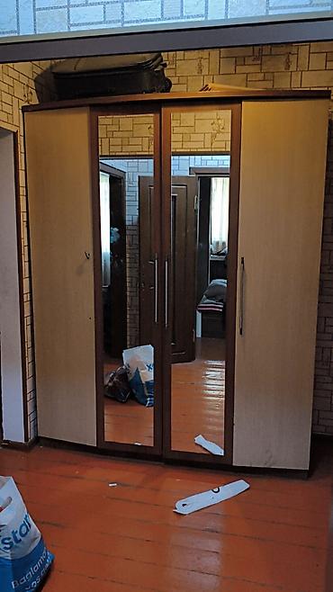 divanlarin temiri: İşlənmiş, 4 qapılı, Güzgülü, Qəhvəyi, Taxta, Açılan, Düz dolab — 2