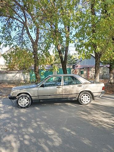 Продажа авто: Mercedes-Benz 190: 1984 г., 2 л, Механика, Бензин, Седан — 8