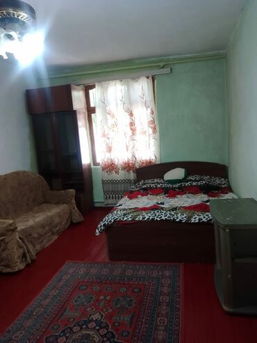 qubada kiraye evler ayliq 2024: Qaracuxurda Heyet Evi Kiraye verilir 2 Otaq Bagli Balkon Metbex Hamam