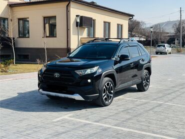 Toyota: Toyota RAV4: 2019 г., 2.5 л, Автомат, Бензин, Кроссовер