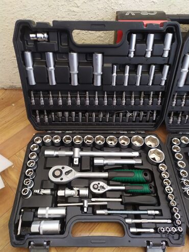 Наборы инструментов: Продается набор ключи компания CR-V. 94предмет. доставка есть по