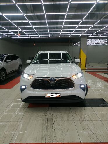Toyota: Toyota Highlander: 2022 г., 2.5 л, Вариатор, Гибрид, Внедорожник