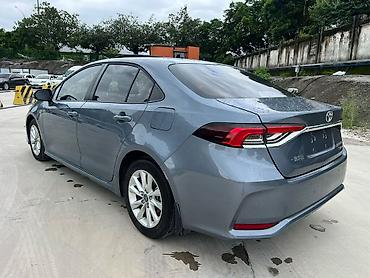 поможем: Toyota Corolla: 2025 г., 1.8 л, Вариатор, Гибрид, Седан — 10