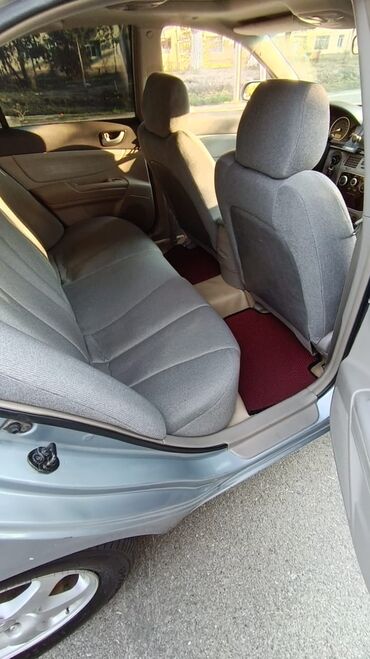 Hyundai: Hyundai Sonata (gümüşü rəng), AZ dövlət nömrə nişanı 10-SP-074 — 5