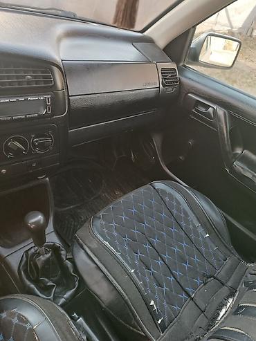 Volkswagen: Volkswagen Golf GTI: 1996 г., 2 л, Механика, Бензин, Хэтчбэк — 8