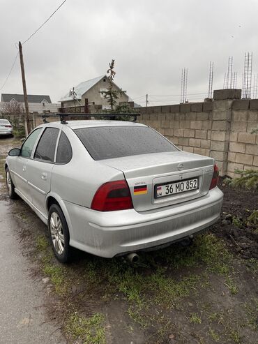 Opel: Opel Vectra: 2000 г., 2.2 л, Автомат, Бензин