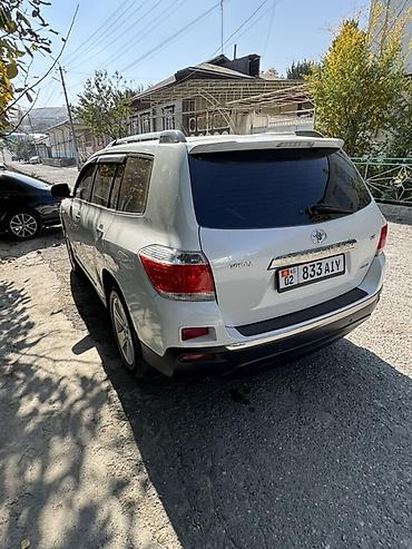 багажник универсальный: Toyota Highlander: 2011 г., 3.5 л, Автомат, Бензин, Кроссовер — 3