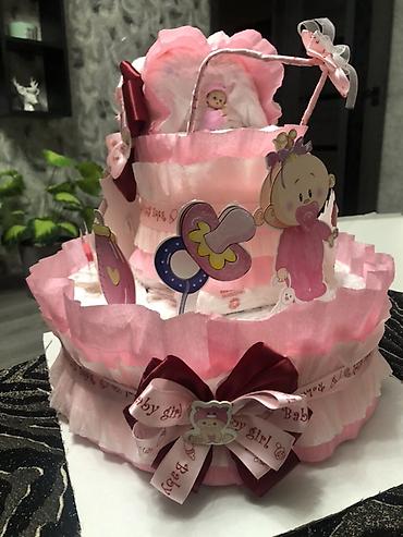 tort 8: “It’s a girl” tematında qız uşağı üçün hədiyyə qutusu/diaper cake — 2