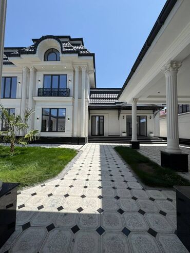 срочно продаю дом село садовое: Дом, 270 м², 8 комнат, Агентство недвижимости, Дизайнерский ремонт