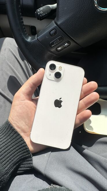 Apple iPhone: IPhone 13, Б/у, 84 %
