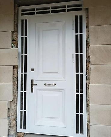Giriş qapıları: Ev, ofis və ya digər binaların əsas girişləri üçün nəzərdə tutulmuş — 7