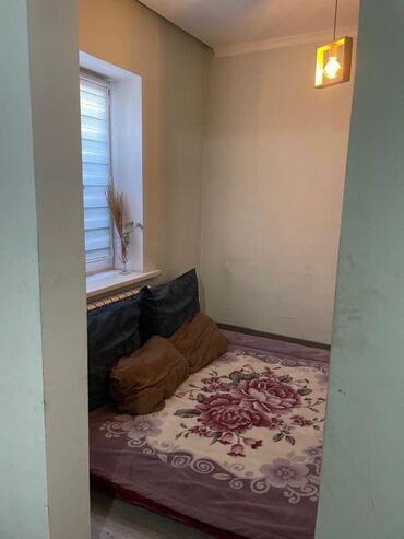 дом или квартиру: 60 м², 2 комнаты, Балкон застеклен, Парковка, Подвал, погреб