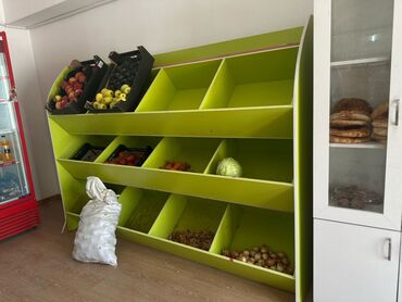хлебные полки для магазина: Продается оборудование для продуктового магазина. В наличии прилавки