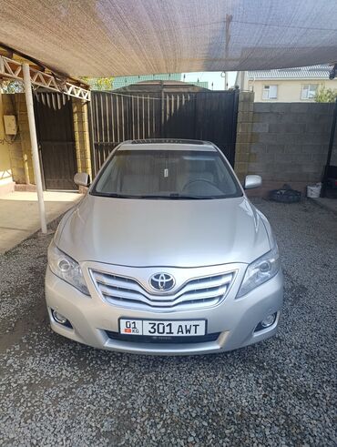 авто в рассрочку ист: Toyota Camry: 2010 г., 2.5 л, Автомат, Бензин, Седан