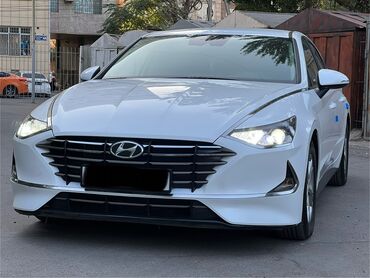 автомобиль на кредит: Hyundai Sonata: 2019 г., 2 л, Автомат, Газ, Седан