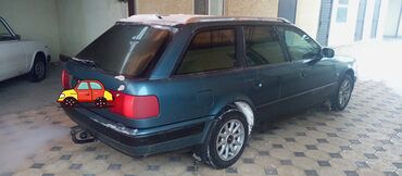 авуди с4: Audi S4: 1993 г., 2 л, Механика, Бензин, Универсал