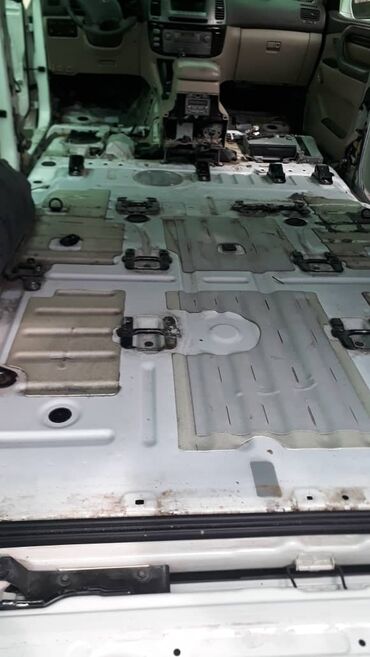 СТО, ремонт транспорта: Перетяжка
 салонов
потолков
торпед — 16