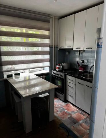 Продажа квартир: 2 комнаты, 43 м², 104 серия, 1 этаж, Евроремонт