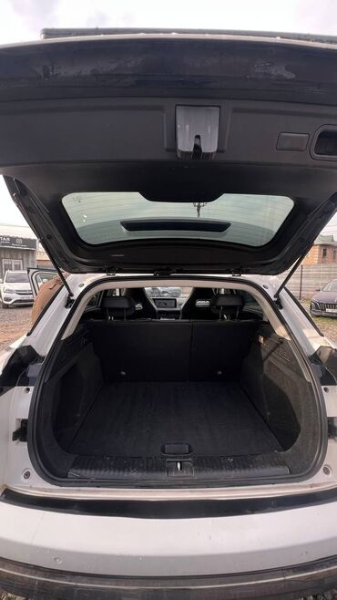 Другие автомобили: Электромобиль NETA Uбелый кроссовер. Кузов и дизайн: - Современная — 8