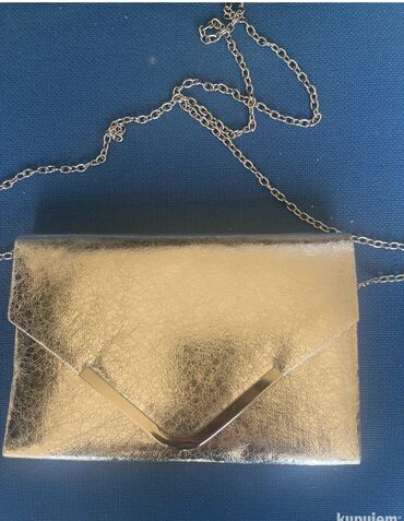 original pandora privezak srebro k zlato sa brilijanto: Mala torbica zlatne boje nije orginal